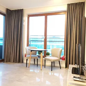 luxusowy-apartament-klimczaka.warsawhotelspoland.com/
